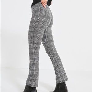 Silence + Noise houndstooth kick flare crop pants